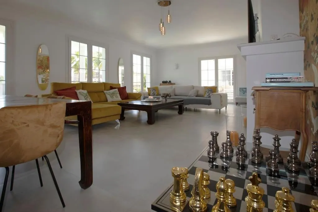 R35 Spacious Private Villa&Pool Marbella 0*,  Spain