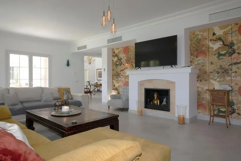 R35 Spacious Private Villa&Pool Marbella